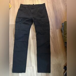 H&M - Slim Fit - Size 31